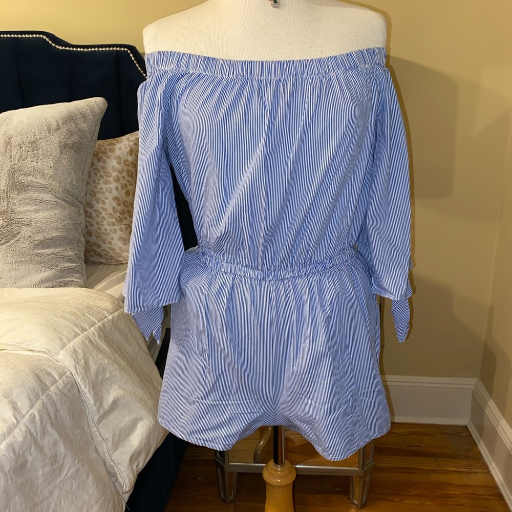Aqua. OTS blue and white romper. Size small.